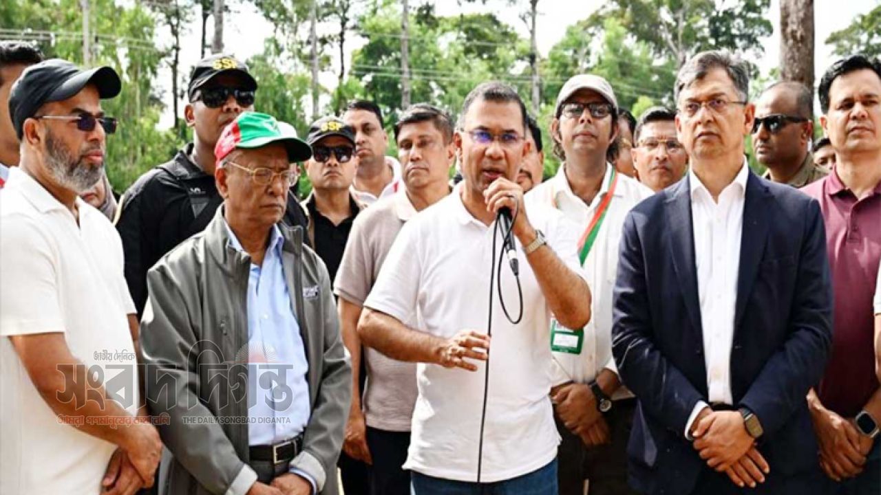 বন্যা-ভূমিধস পরিস্থিতি সামাল দিতে প্রধানমন্ত্রীর ১০ উদ্যোগ 