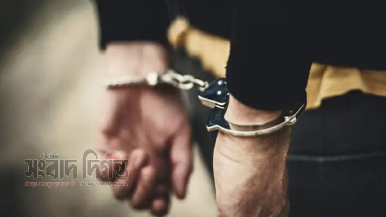 রাজধানীতে বিশেষ অভিযানে ‘কবজি কাটা’ গ্রুপের সক্রিয় সদস্য গ্রেফতার 