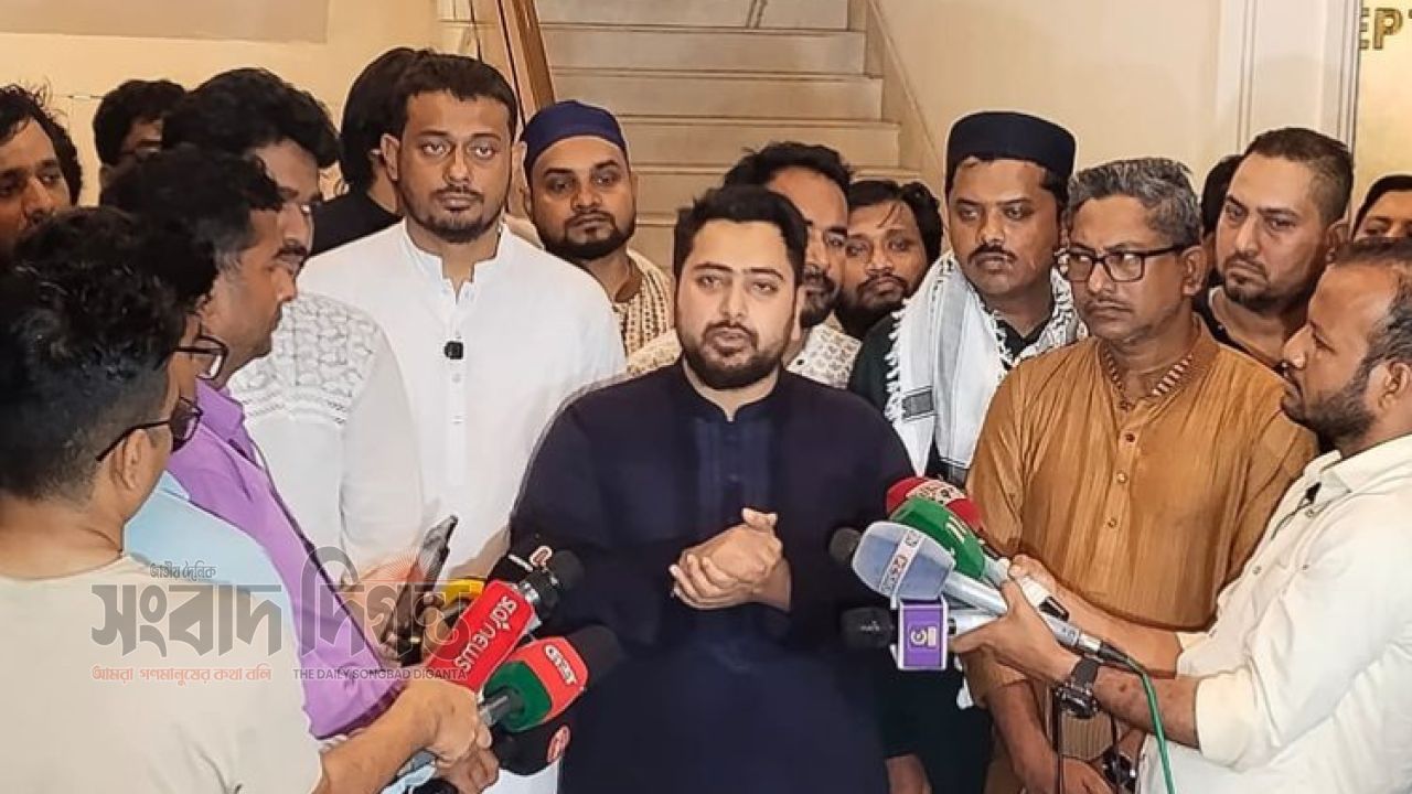 জুলাইয়ের রাজনীতিই নতুন বাংলাদেশের রাজনীতি: নাহিদ ইসলাম 