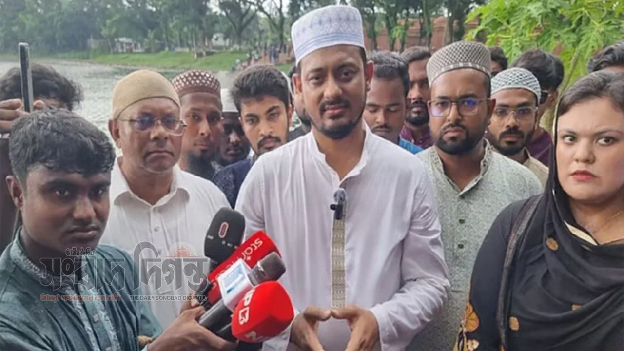 সরকারের কূটনীতি ও শিক্ষা ইস্যুতে কড়া সমালোচনা নাসীরুদ্দীন পাটওয়ারীর 