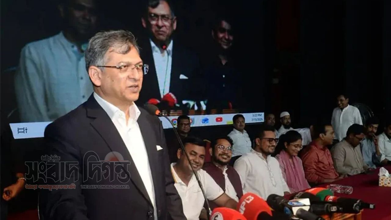 দেশে ফিরলেই শেখ হাসিনা গ্রেপ্তার, রায় কার্যকর হবে: স্বরাষ্ট্রমন্ত্রী
