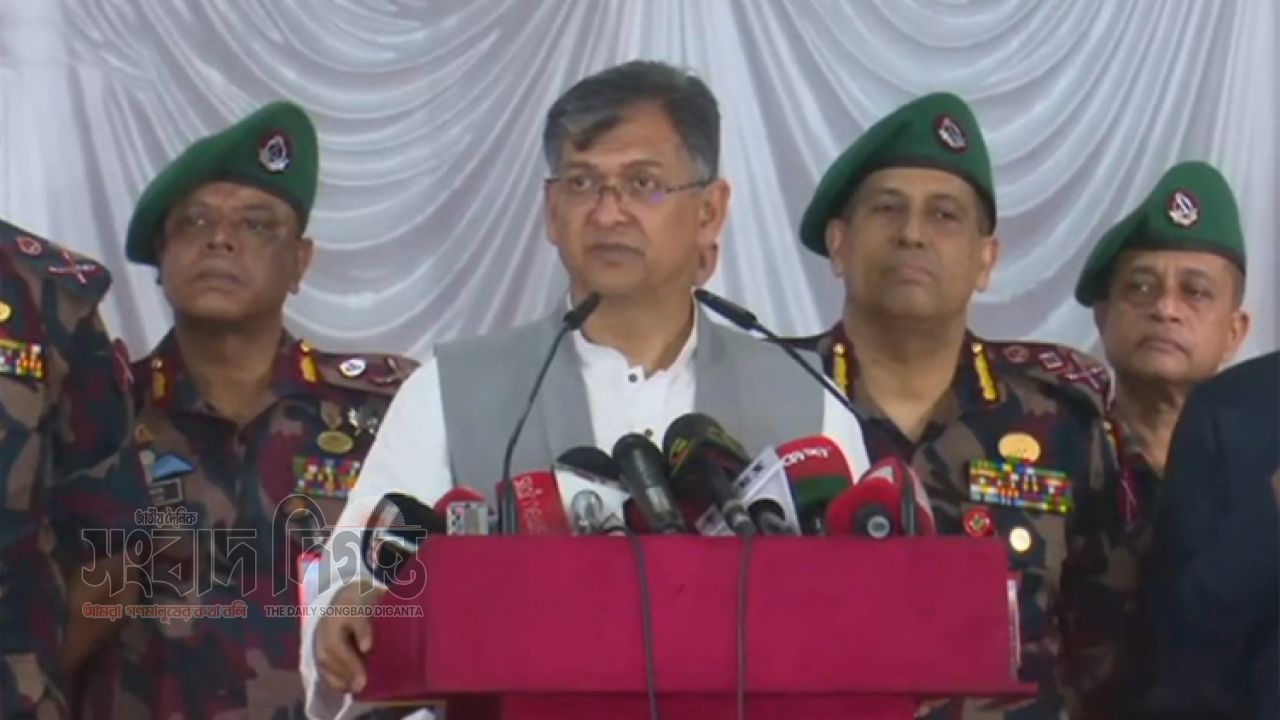 বিজিবিকে সীমান্তে সর্বোচ্চ সতর্ক থাকার নির্দেশ স্বরাষ্ট্রমন্ত্রীর 