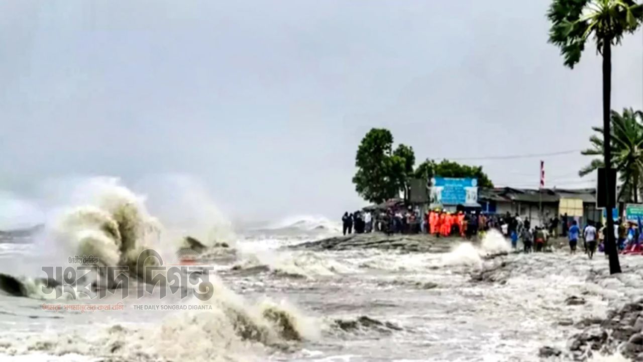 ১৯ জেলায় ঝড়-বৃষ্টির সতর্কতা, নদীবন্দরে ১ নম্বর সংকেত 
