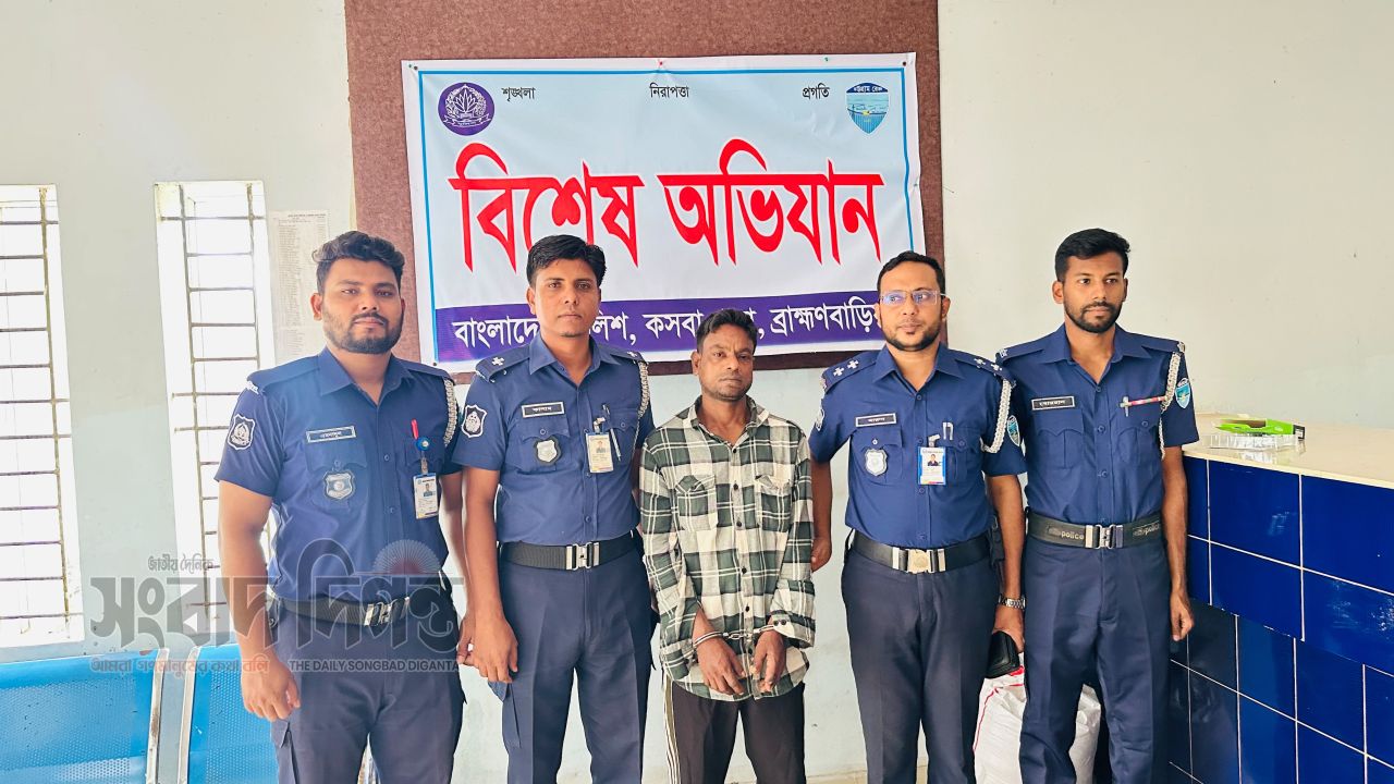 কসবায় উত্তরা ব্যাংকের কর্মকর্তা হত্যা মামলার প্রধান আসামি মোহাম্মদ আলী গ্রেপ্তার 