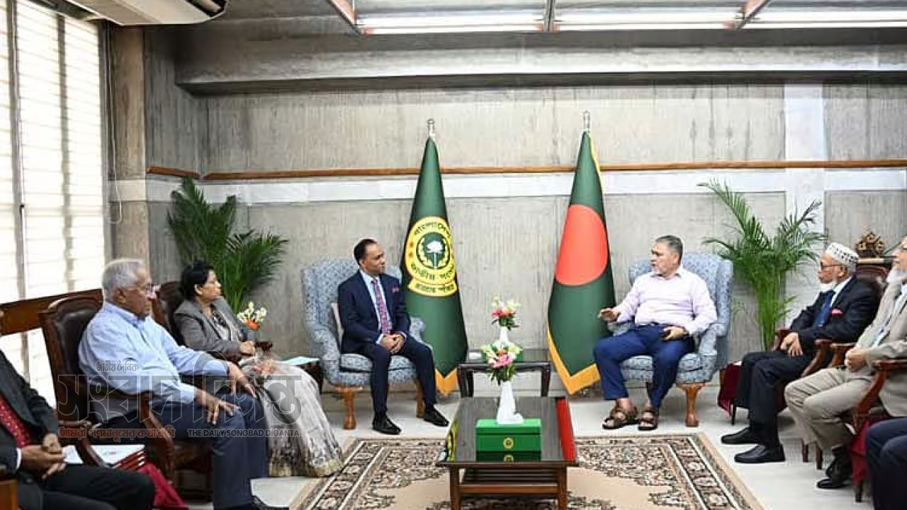 রাষ্ট্রপতি নির্বাচন সামনে, ভারপ্রাপ্ত স্পিকারের সঙ্গে সিইসির বৈঠক 