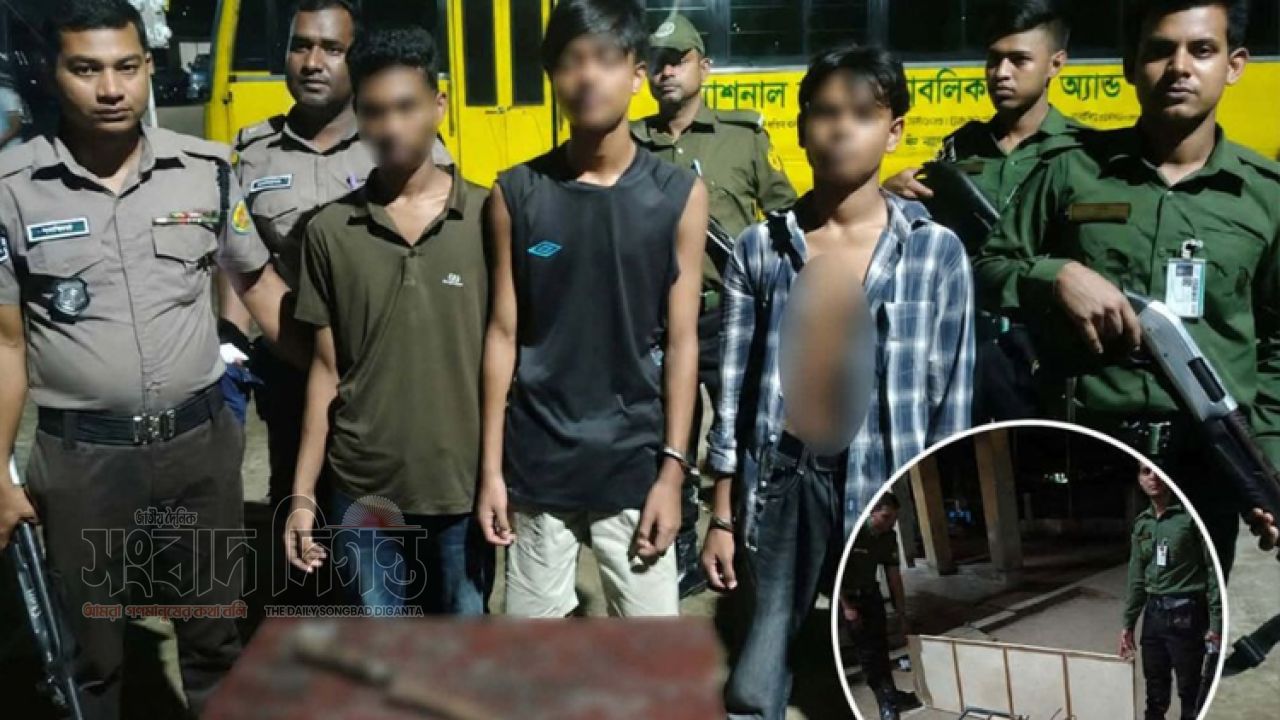শিকদার মেডিক্যালে আনসারের ঝুঁকিপূর্ণ অভিযানে অস্ত্রসহ গ্রেপ্তার ৩