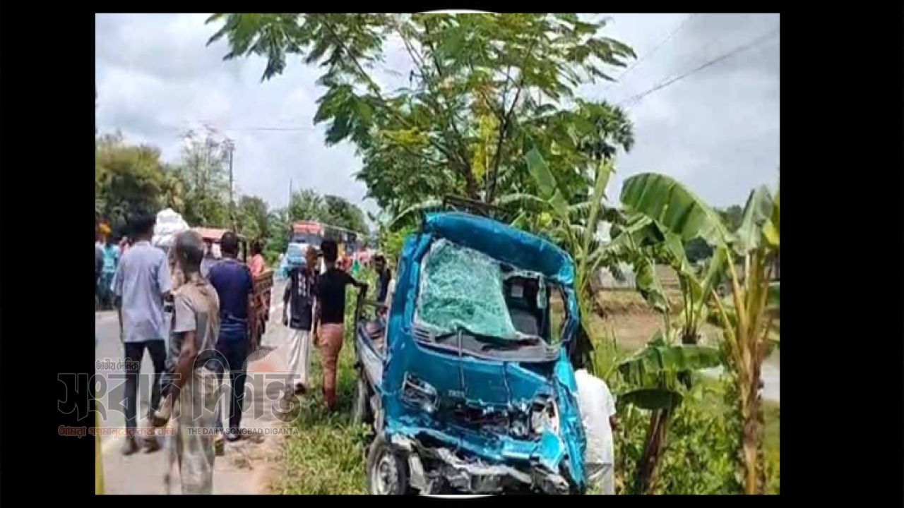 বগুড়ার কাহালুতে দুই ট্রাকের মুখোমুখি সংঘর্ষ, নিহত ৪