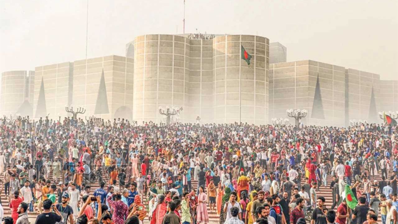 রাষ্ট্রীয় মর্যাদায় পালিত হচ্ছে জুলাই গণঅভ্যুত্থান দিবস 