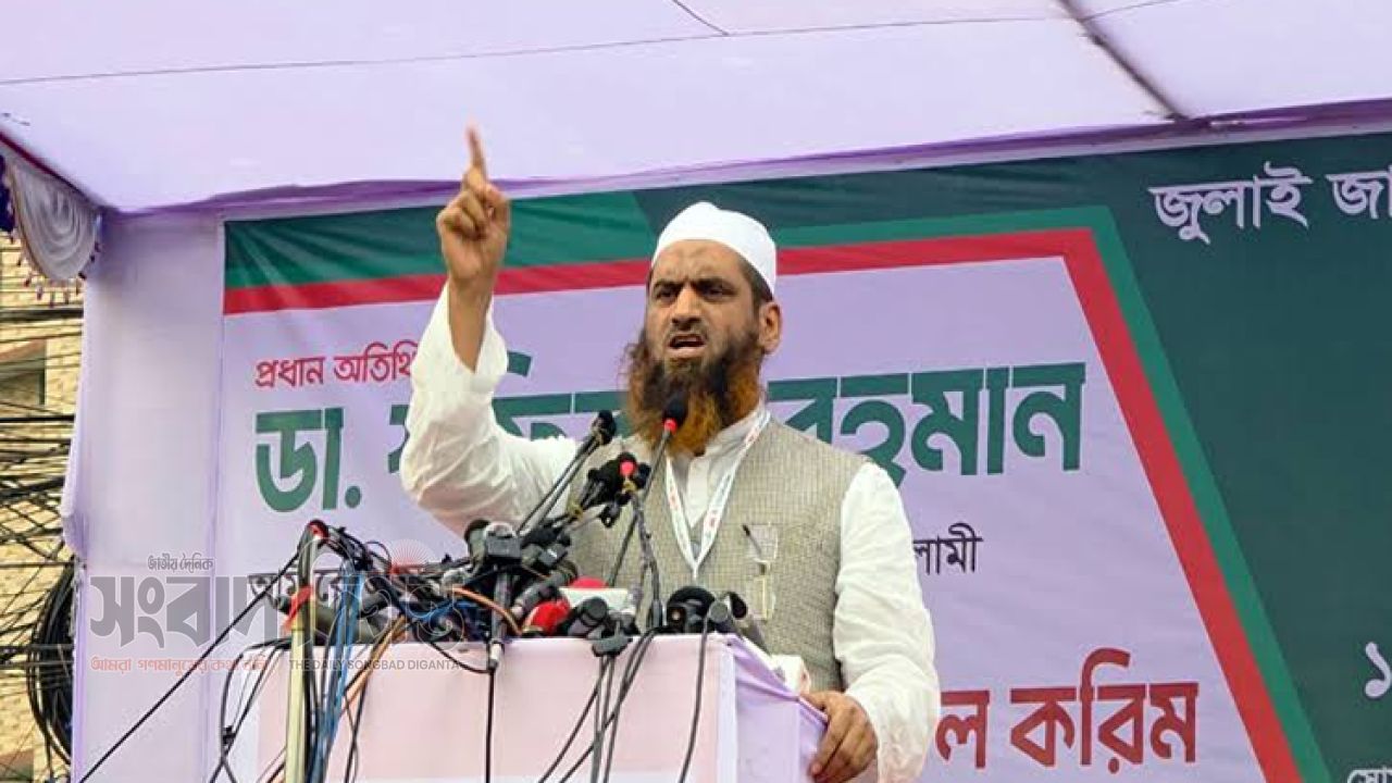 ‘অন্যায় চললে মাদ্রাসার শিক্ষার্থীরা আবারও রাজপথে নামবে’: মামুনুল হক 