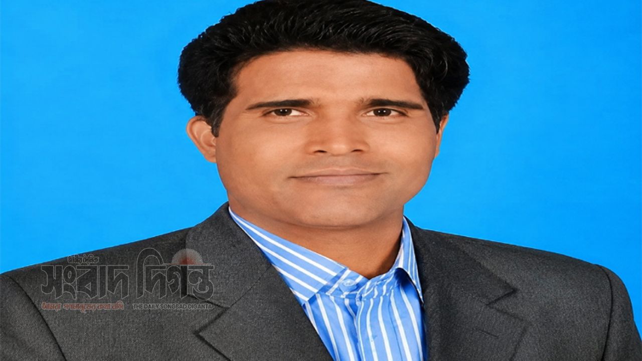 অসুস্থ সাবেক কমিশনার কামালকে দেখতে গেলেন সম্ভাব্য মেয়র প্রার্থী ওসমান গনি শিমুল