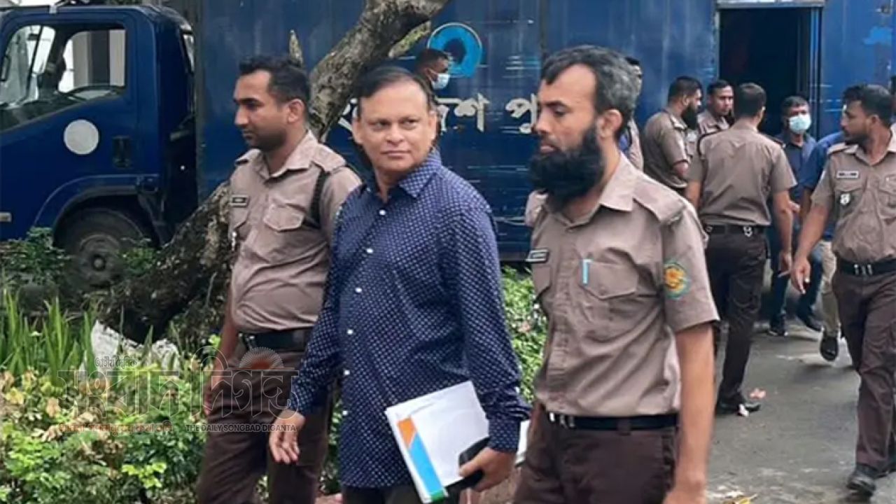 মানবতাবিরোধী অপরাধের মামলায় জিয়াউল আহসানের বিরুদ্ধে নতুন আবেদন