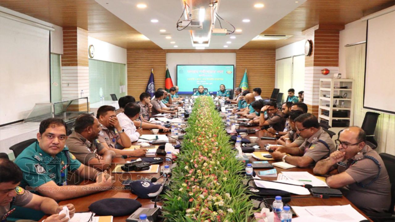 গাজীপুর মেট্রোপলিটন পুলিশের কল্যাণ সভা ও অপরাধ পর্যালোচনা সভা অনুষ্ঠিত