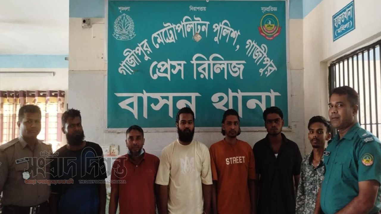 বাসন থানার বিশেষ অভিযানে ৬ জন গ্রেফতার, আদালতে প্রেরণ 