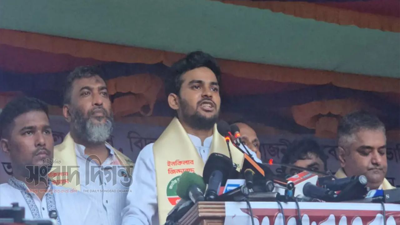 ‘নির্বাচনের পরও দৃশ্যমান সংস্কার হয়নি’ : আসিফ মাহমুদ