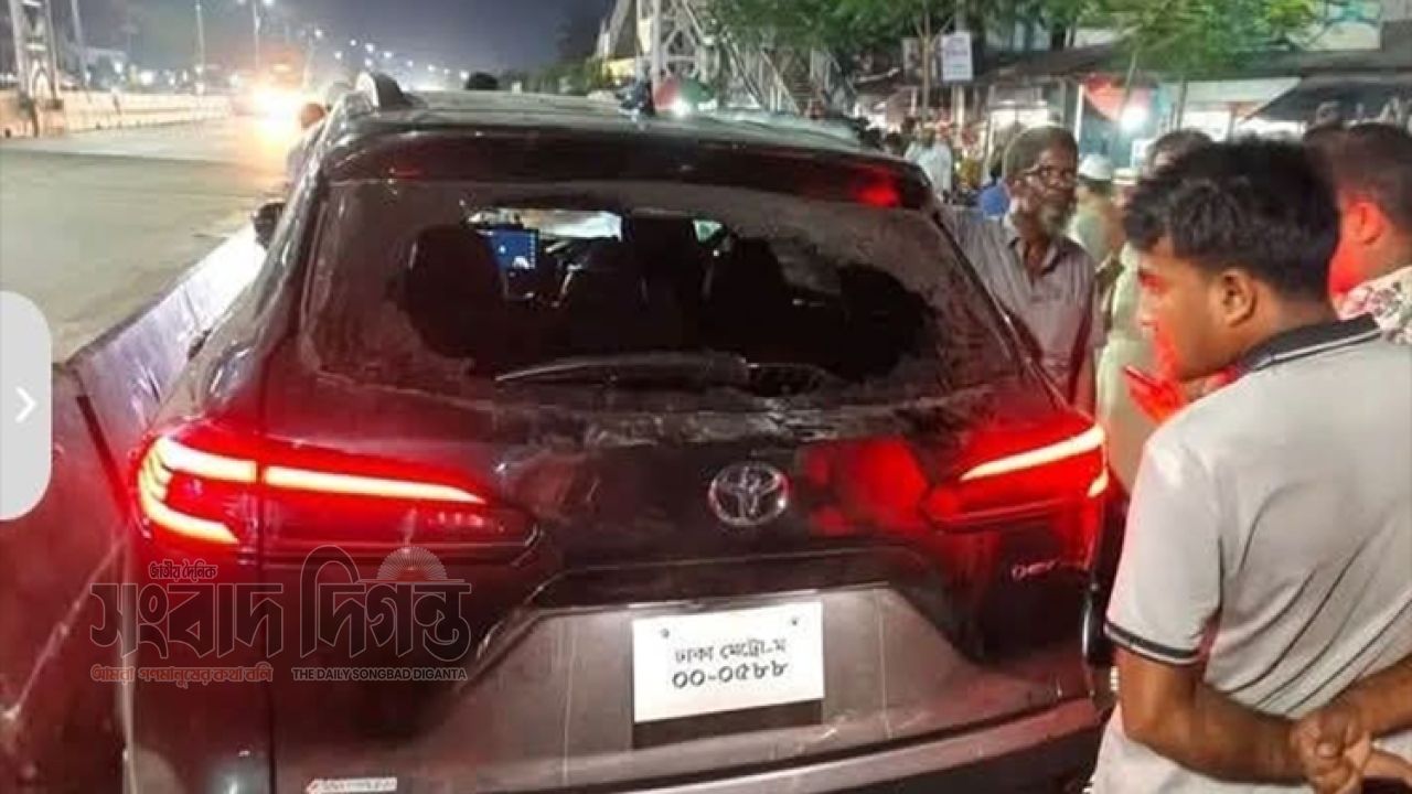 সিরাজগঞ্জে এমপির গাড়িতে হামলা : ১৫ জনের নামে মামলা