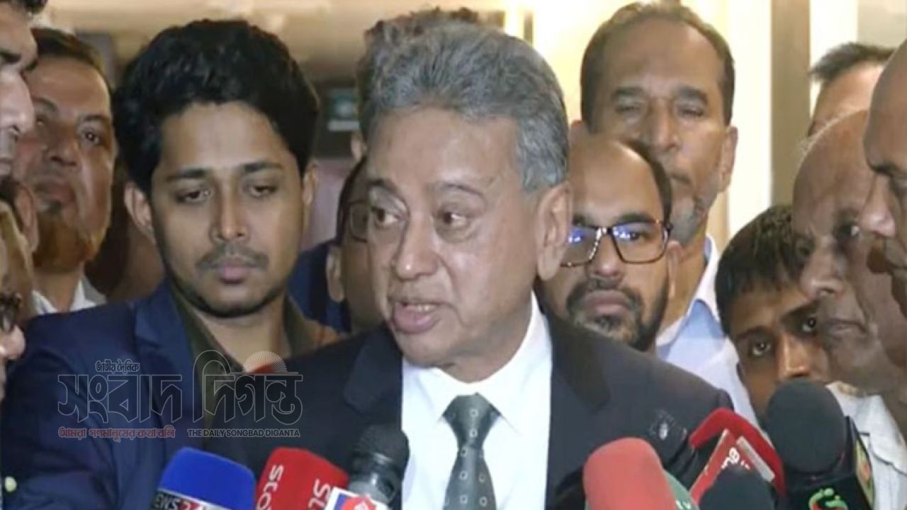 চলতি বছরের মধ্যেই নতুন পে স্কেল: অর্থমন্ত্রী আমির খসরু 