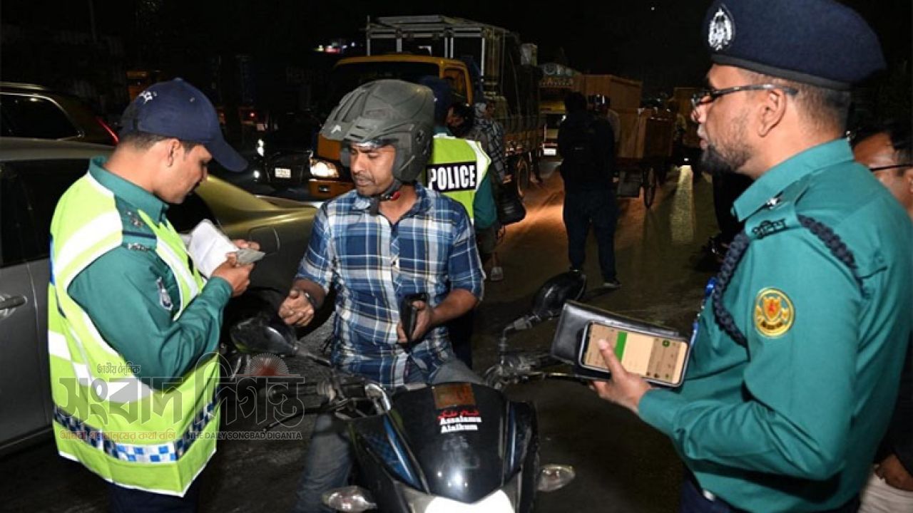রাজধানীতে পুলিশের সাঁড়াশি অভিযান, ২৪ ঘণ্টায় গ্রেপ্তার ৪৮৮