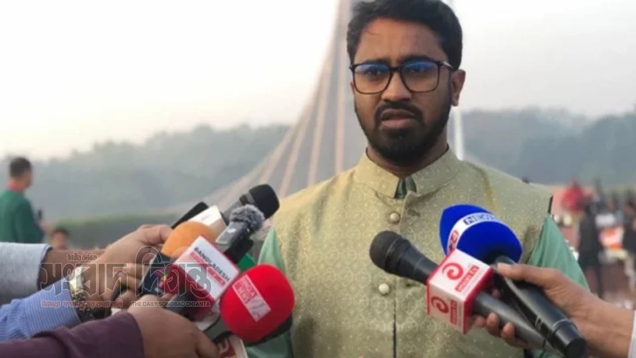 ‘আমাকে আক্রমণ করবে, আর আমি চুমু দেবো এমন সুশীল আমি নই’: রাশেদ খাঁন