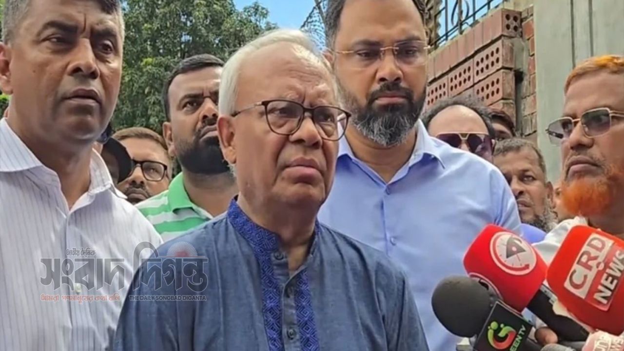 খালেদা জিয়ার নাম বাংলাদেশের ইতিহাসে স্বর্ণাক্ষরে লেখা থাকবে : রিজভী 