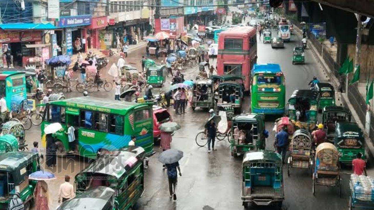 ভোরে লাইনে, সন্ধ্যায়ও গ্যাস নেই রাজধানীতে সিএনজি সংকটে চরম ভোগান্তি