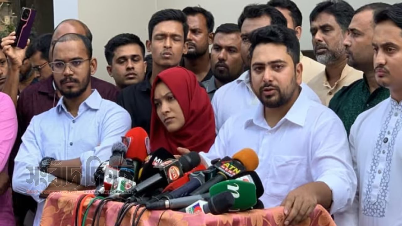‘ফ্যাসিবাদী কাঠামোর মধ্যেই নতুন রাষ্ট্রপতি নির্বাচন’ : নাহিদ ইসলাম