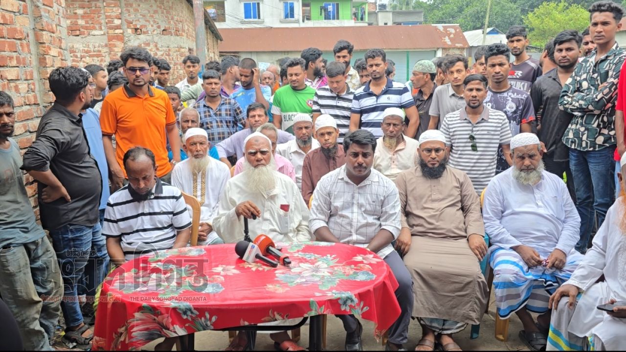 মাদকবিরোধী অবস্থান নেওয়ায় ৪ জনের বিরুদ্ধে মামলা, প্রত্যাহারের দাবিতে সংবাদ সম্মেলন 
