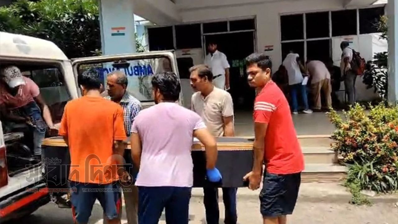 কলকাতার অগ্নিকাণ্ড: নিহত ৬ বাংলাদেশির মরদেহ দেশে ফিরছে স্বজনরা