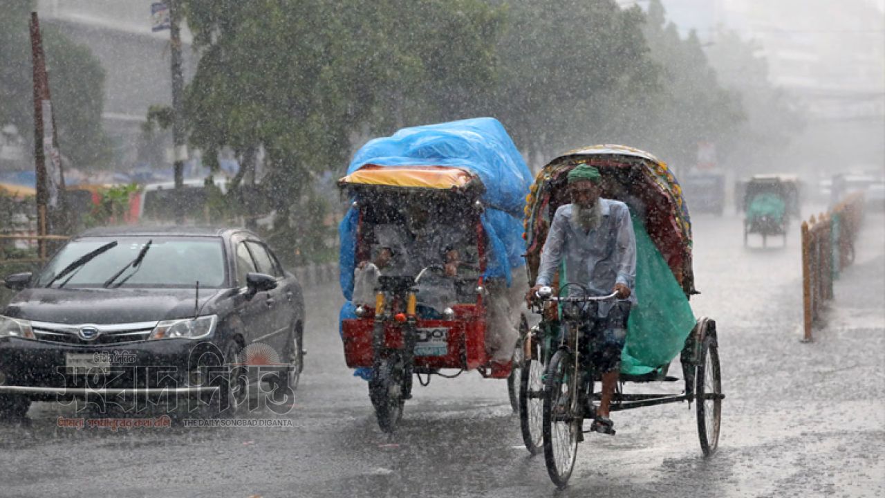 আরও ৫ দিন বৃষ্টি  আট বিভাগেই ভারী বর্ষণের আভাস 
