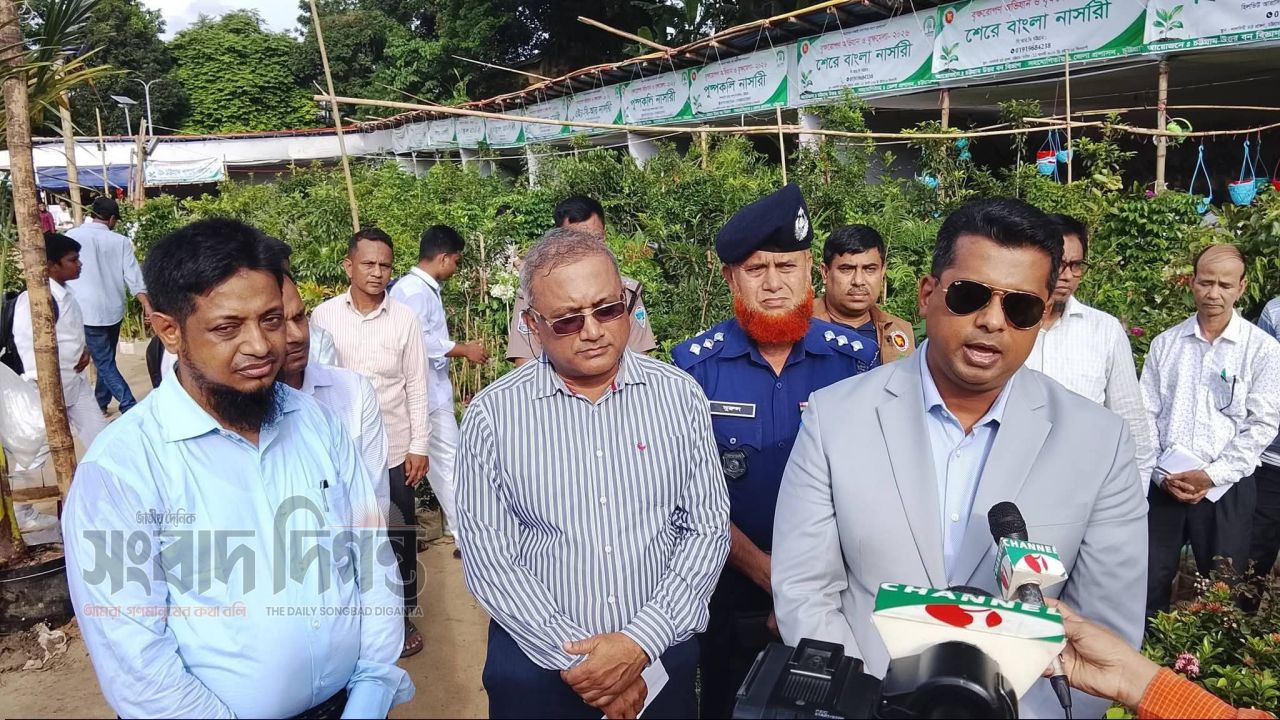 চট্টগ্রামে ১৫ দিনব্যাপী বৃক্ষমেলা সম্পন্ন, বিক্রি আড়াই কোটির বেশি টাকার চারা 