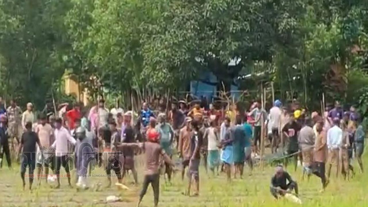 হালচাষের পাওনা টাকা নিয়ে সরাইলে দুপক্ষের সংঘর্ষ, আহত ৩০ 