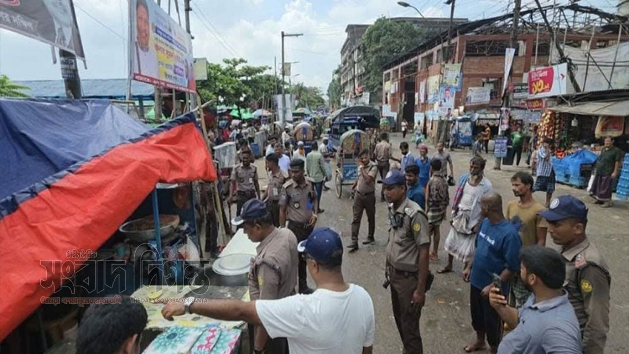 বাবুবাজার-বাদামতলীতে দখলমুক্ত অভিযান, ২১ মামলা 