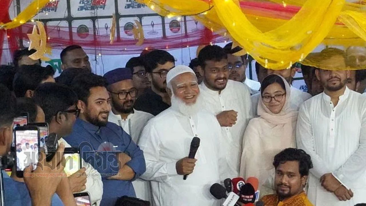 ‘এনসিপির বেরিয়ে যাওয়ার প্রশ্নই নেই, এটা কারও এজেন্ডা না’: শফিকুর রহমান