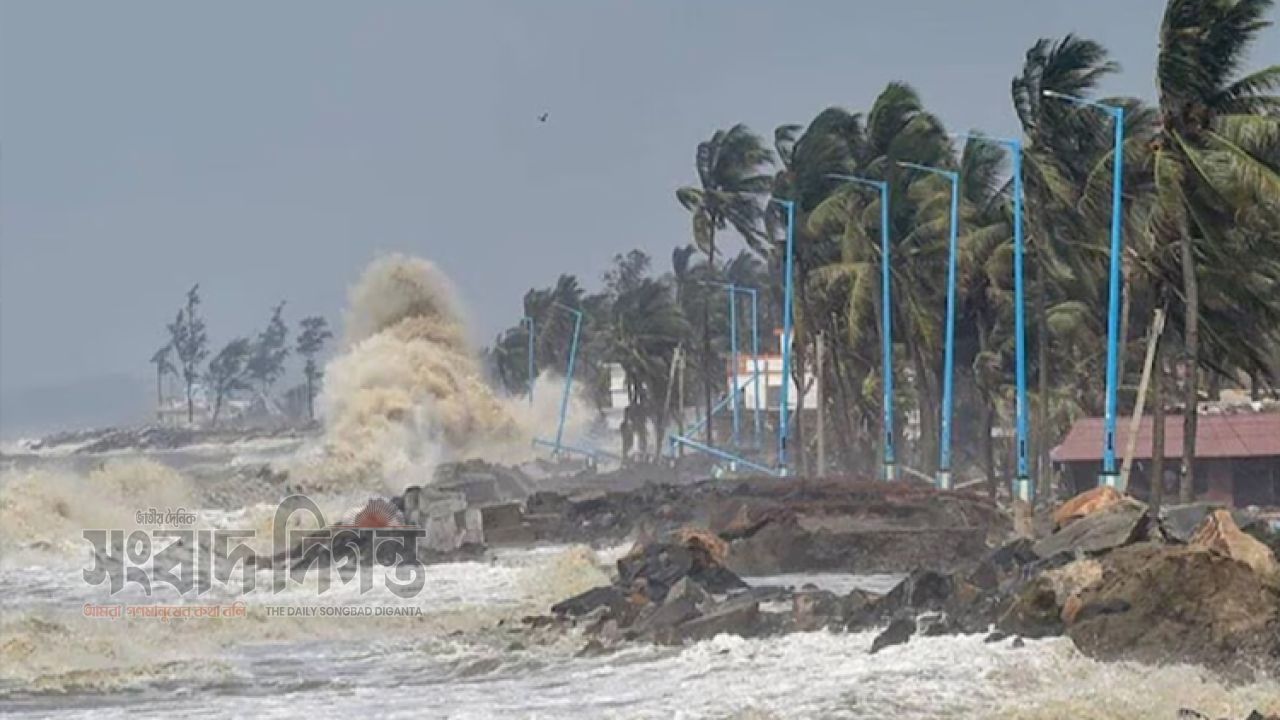লঘুচাপের প্রভাবে ঝড়ের শঙ্কা, ৪ বন্দরে ৩ নম্বর সংকেত 