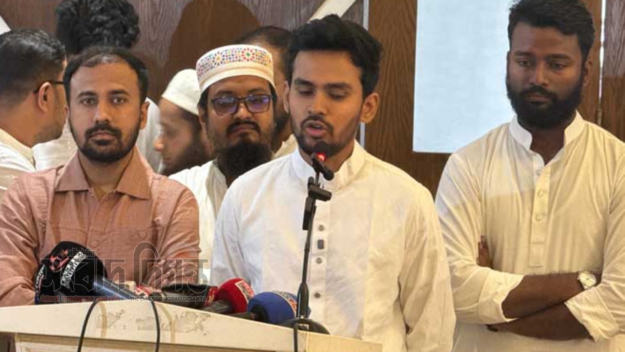 বিএনপি আমলে ফের সিন্ডিকেট সক্রিয় হওয়ার অভিযোগ আসিফের 