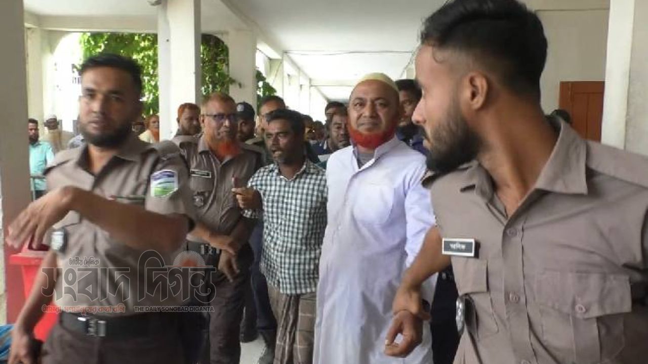 ঘর থেকে তুলে নিয়ে ধর্ষণ, জামালপুরে ৩ জনের মৃত্যুদণ্ড 