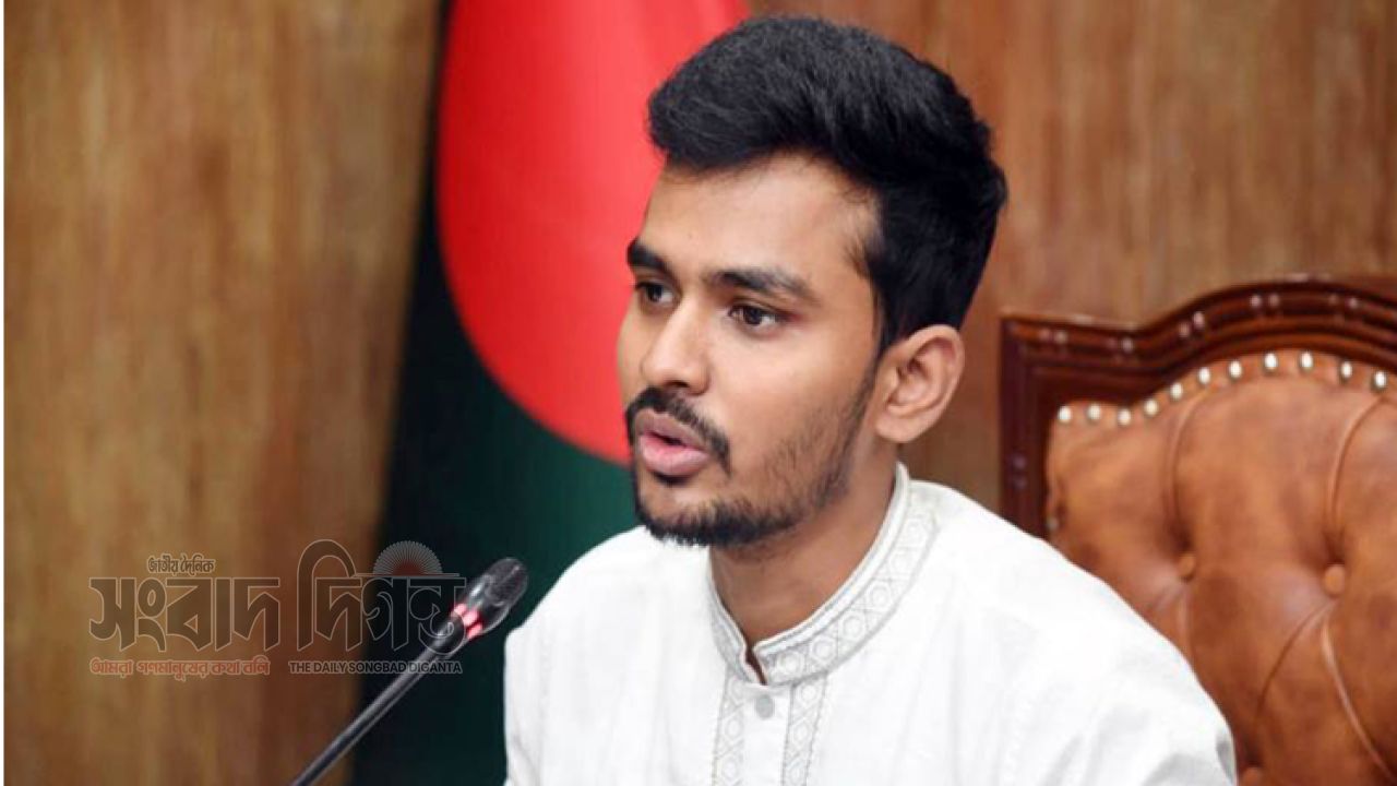 আসিফ মাহমুদের বিরুদ্ধে দুদকের প্রকাশ্য অনুসন্ধানের অনুমোদন
