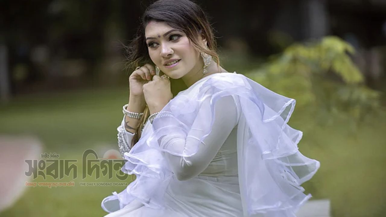 গানে গানে পূজা 