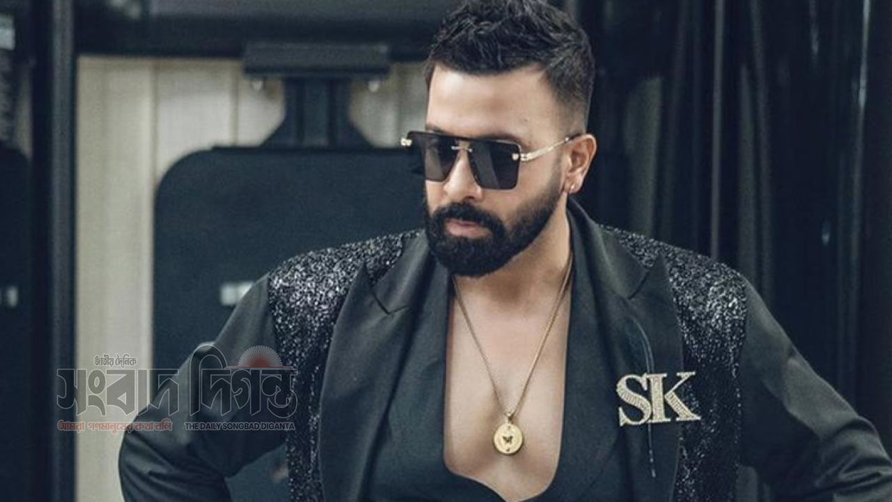  দুই মাস পর দেশে ফিরলেন শাকিব খান, নতুন সিনেমার শুটিং শুরু শিগগিরই