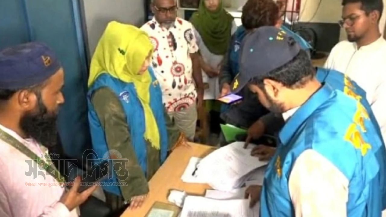 কুষ্টিয়া জেনারেল হাসপাতালে দুদকের অভিযানে নানা অনিয়মের তথ্য