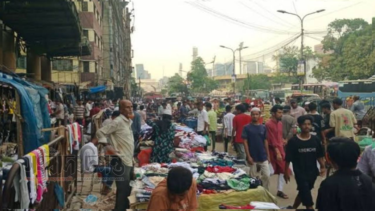 জিরো পয়েন্ট থেকে সদরঘাটে হকারমুক্ত সড়ক, মতিঝিলে নাইট মার্কেট 