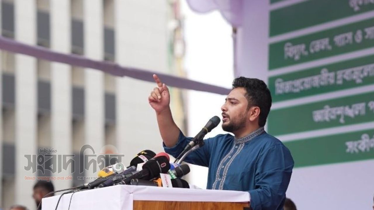 লংমার্চে বাধা দিলে ছয় দফা এক দফায় পরিণত হবে : নাহিদ ইসলাম