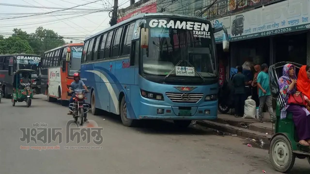 ৩ ঘণ্টা পর রাজশাহী থেকে সব রুটে বাস চলাচল স্বাভাবিক