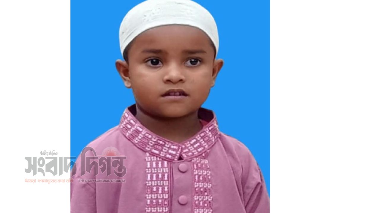'সাংবাদিক পুত্র শিশু রিহানের বিদেশে দ্বিতীয় সার্জারি জরুরি, সহায়তার হাত বাড়ান' 