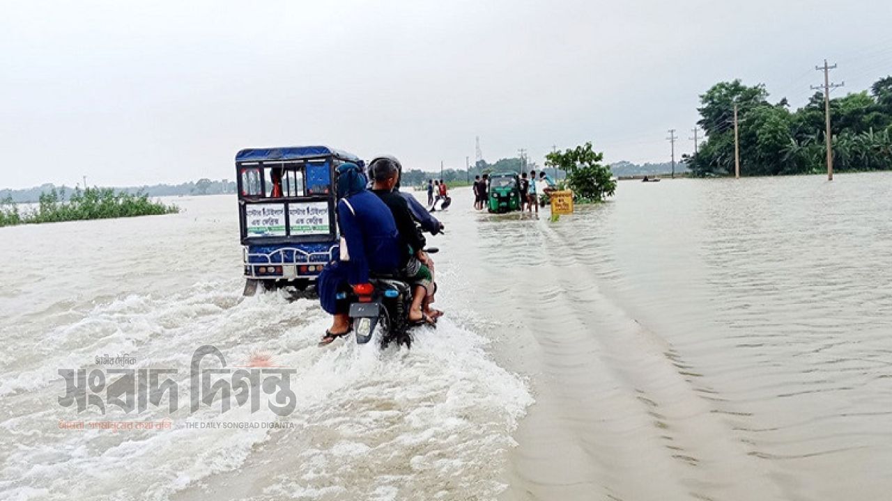 উজানে ভারী বৃষ্টি, আগামী কয়েক দিনে নদ-নদীর পানি বাড়ার আভাস