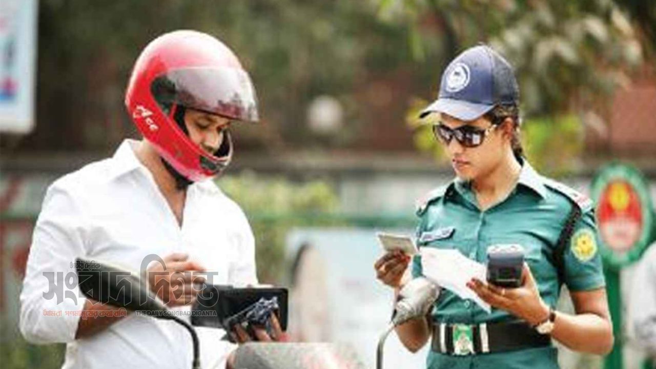 আইন লঙ্ঘনকারীদের বিরুদ্ধে কঠোর ডিএমপি, দুই দিনে ৩২০৬ মামলা