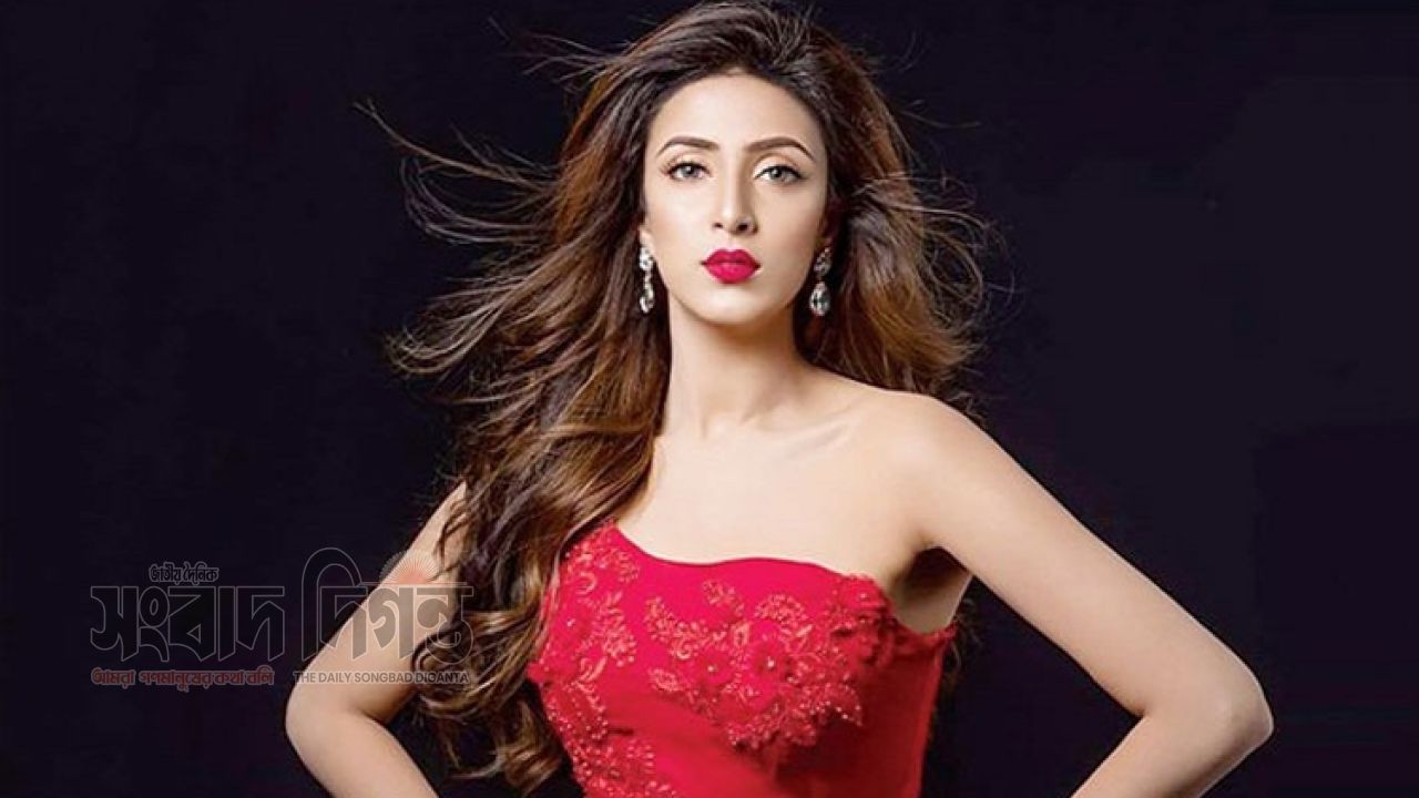 অপেক্ষায় মিম 