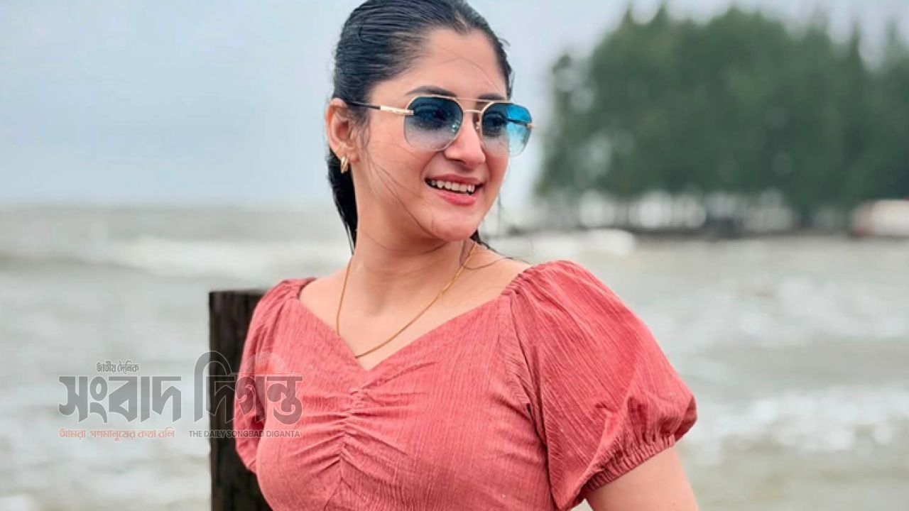 বিয়ের গুঞ্জনে বিরক্ত পূজা, ভক্তদের দিলেন সতর্কবার্তা