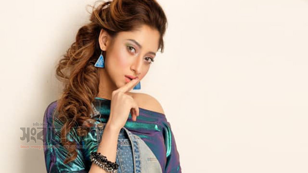 পূজাকে নিয়ে গুঞ্জন 