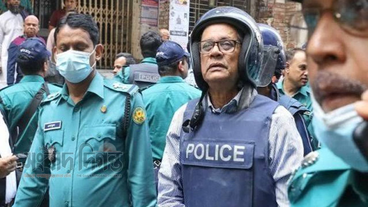 জুলাই আন্দোলনের দুই মামলায় সাবেক হুইপ আ স ম ফিরোজ গ্রেফতার  