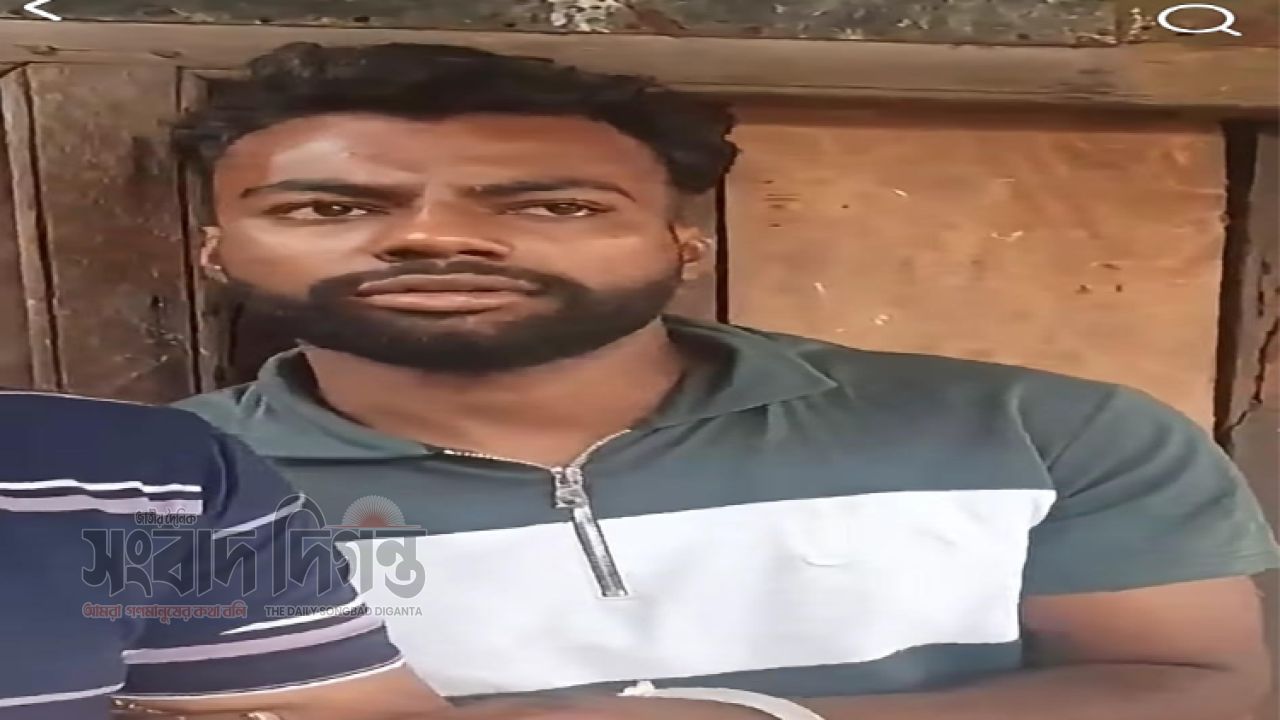 গাছায় মাদক মামলায় ‘৪০০ ইয়াবা’ থেকে ‘১০ ইয়াবা’: বাকি ৩৯০ পিস কোথায় প্রশ্ন পরিবারের